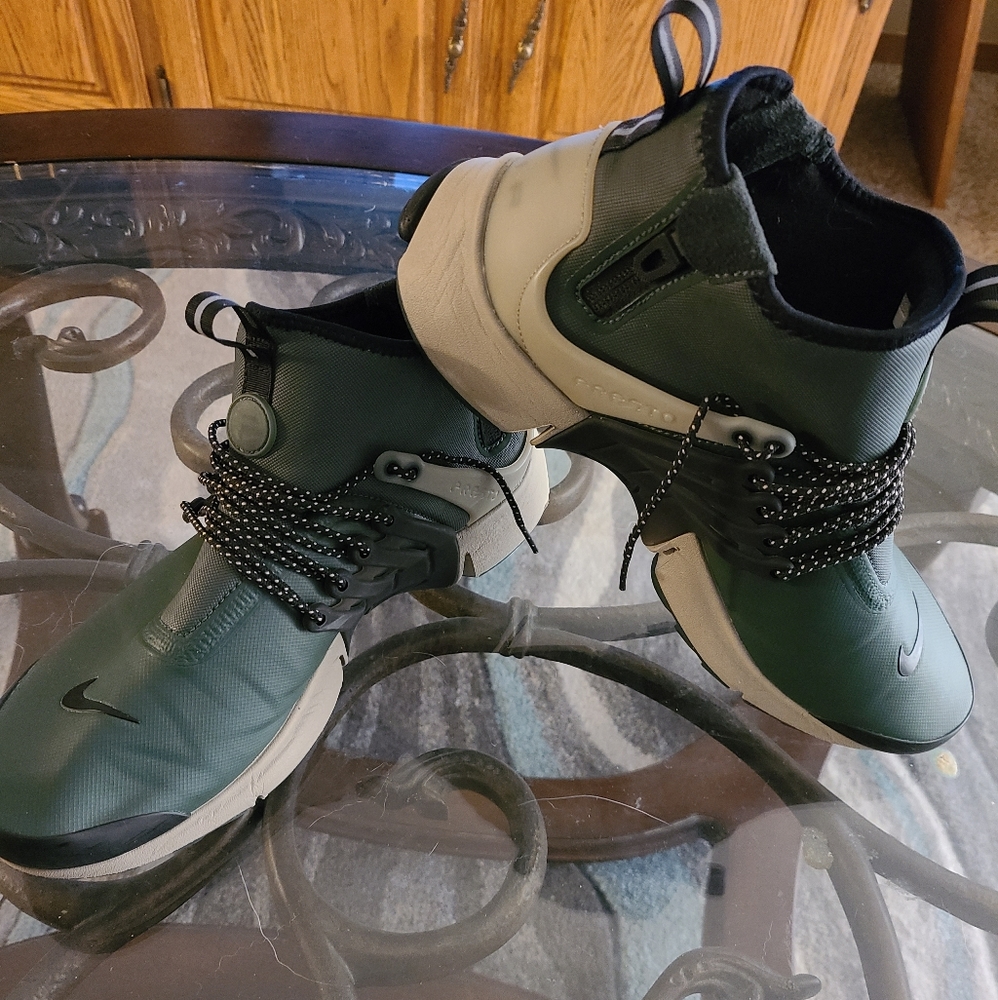 Nike Air Presto Utility Mid (Grove Green/Khaki)